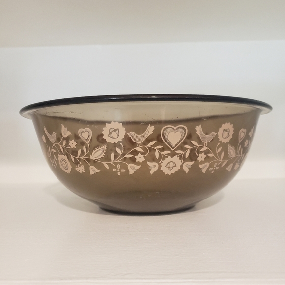 Pyrex Vintage Brown Mixing Bowl Festive Harvest - Picture 1 of 7